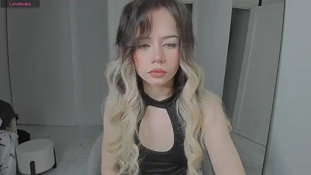 KellyBarton online show from 12-17-24, 06:20