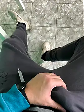 onbifeet online show from 03-22-26, 03:37