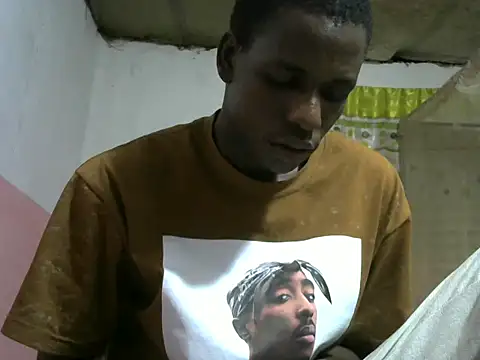 Bigras0011 online show from 10-07-25, 03:53