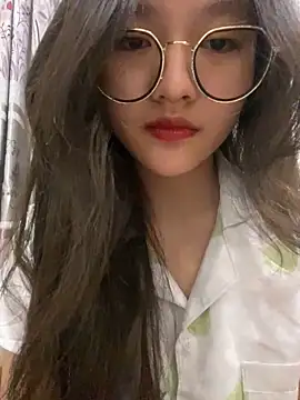 Krixxi22 online show from 03-19-25, 03:40