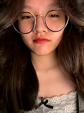 Krixxi22 online show from 09-17-25, 02:19