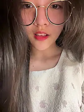 Krixxi22 online show from 02-25-26, 06:28