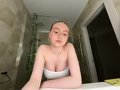 Snapshot of winter__sun chatting on 03-08-26, 03:49 winter sun online show from 03-08-26, 03:49