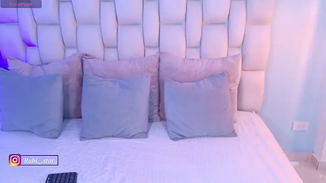 Snapshot of rubi_star chatting on 03-12-26, 06:25 rubi star online show from 03-12-26, 06:25