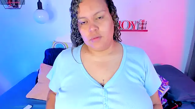 monicabbw  online show from 02-04-25, 04:50