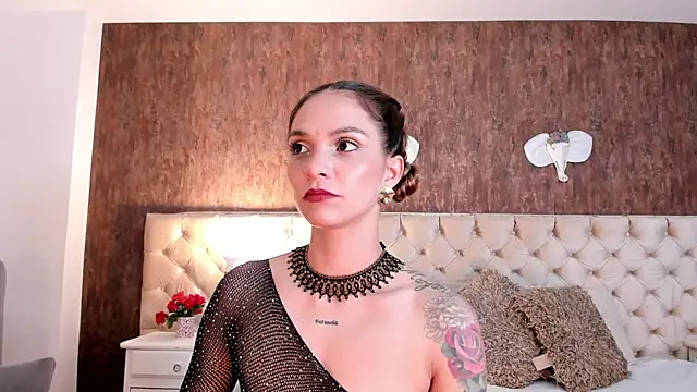 Snapshot of MeganLorensx chatting on 05-26-26, 10:39 MeganLorensx online show from 05-26-26, 10:39