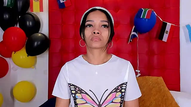 Snapshot of Daliana_Beck chatting on 06-24-26, 02:16 Daliana Beck online show from 06-24-26, 02:16