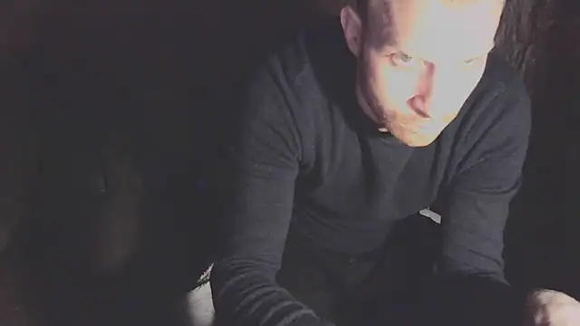 Snapshot of GoodSeksLove chatting on 03-05-25, 08:10 GoodSeksLove online show from 03-05-25, 08:10