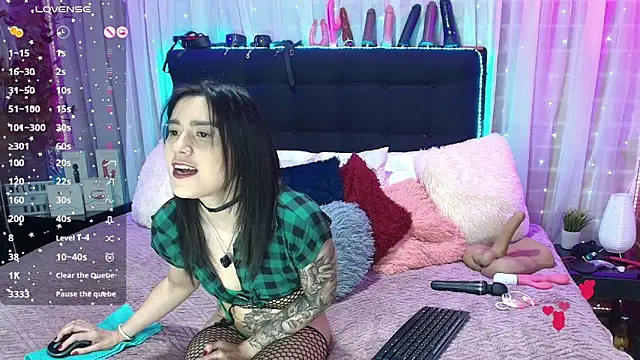 Hanna horny  online show from 01-14-26, 10:03