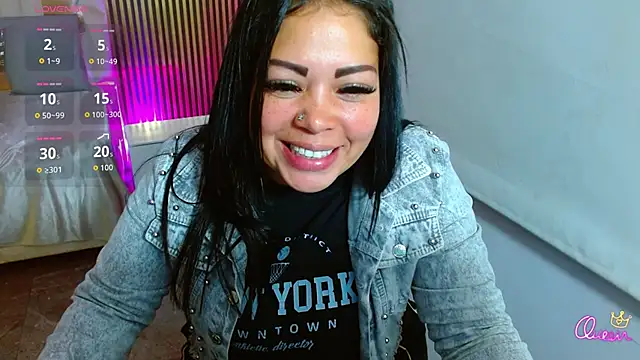 martinna tay online show from 06-06-26, 03:33