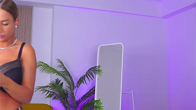 LovingBlondie online show from 01-08-25, 04:55