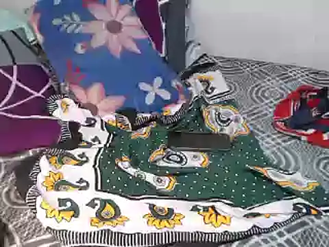 Snapshot of trina_kay chatting on 03-04-25, 01:28 trina kay online show from 03-04-25, 01:28