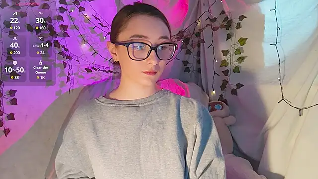 Snapshot of monlight__dana chatting on 12-03-24, 10:39 monlight dana online show from 12-03-24, 10:39