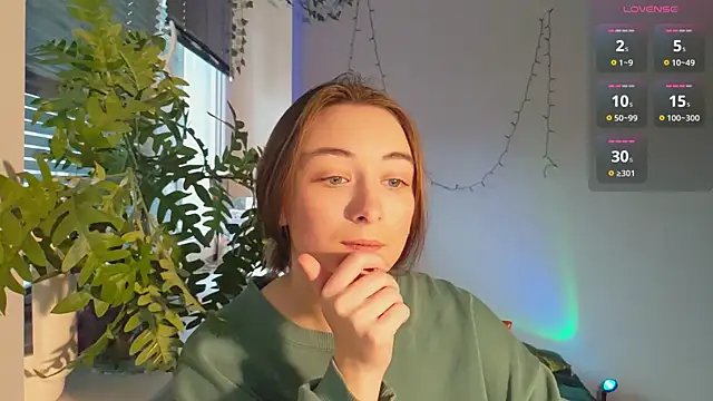 Snapshot of monlight__dana chatting on 02-03-25, 12:47 monlight dana online show from 02-03-25, 12:47