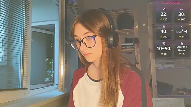 Snapshot of monlight__dana chatting on 09-21-25, 04:30 monlight dana online show from 09-21-25, 04:30