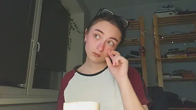 Snapshot of monlight__dana chatting on 11-29-25, 07:50 monlight dana online show from 11-29-25, 07:50