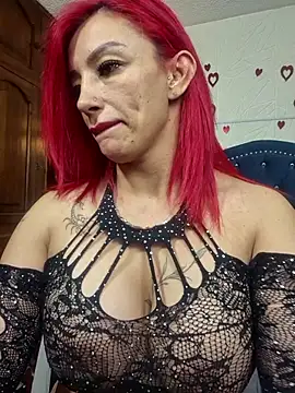 RedQueenMilf online show from 07-28-26, 01:12