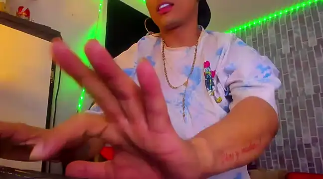 PARADISE S7S online show from 02-01-25, 01:51