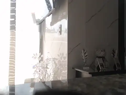 Snapshot of LARIANA_RIVERA23 chatting on 02-16-26, 02:02 LARIANA RIVERA23 online show from 02-16-26, 02:02