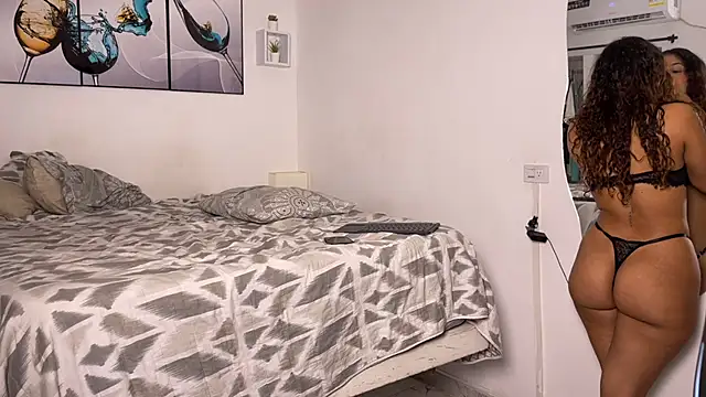 wendy alejo1712 online show from 11-12-25, 12:33