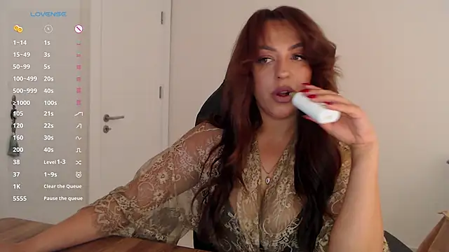  Just a queen 3 online show from 05-11-26, 05:10