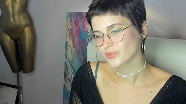 Snapshot of sarah_perfect chatting on 09-14-25, 01:43 sarah perfect online show from 09-14-25, 01:43