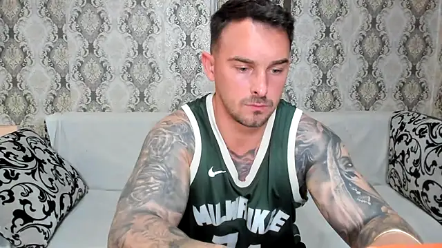 Jonmusclemaster online show from 06-22-26, 07:44