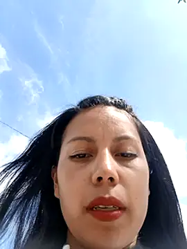 Snapshot of _andrea30 chatting on 01-04-25, 02:25 andrea30 online show from 01-04-25, 02:25