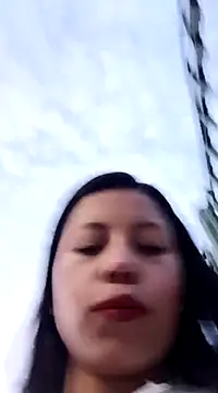 Snapshot of _andrea30 chatting on 01-06-25, 10:57 andrea30 online show from 01-06-25, 10:57