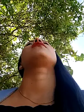 Snapshot of _andrea30 chatting on 01-10-25, 01:41 andrea30 online show from 01-10-25, 01:41
