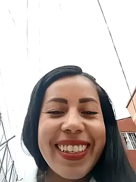 Snapshot of _andrea30 chatting on 02-11-25, 12:37 andrea30 online show from 02-11-25, 12:37