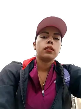 Snapshot of _andrea30 chatting on 02-25-25, 12:24 andrea30 online show from 02-25-25, 12:24
