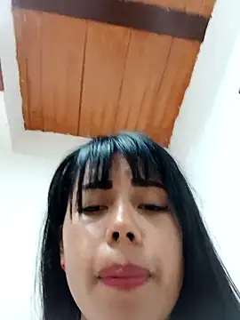 Snapshot of _andrea30 chatting on 03-04-25, 03:48 andrea30 online show from 03-04-25, 03:48