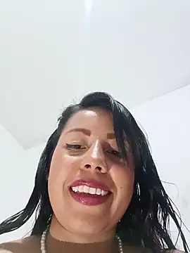 Snapshot of _andrea30 chatting on 07-06-26, 11:18 andrea30 online show from 07-06-26, 11:18