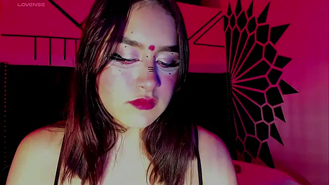 Snapshot of LailaCatt chatting on 03-16-25, 06:20 LailaCatt online show from 03-16-25, 06:20