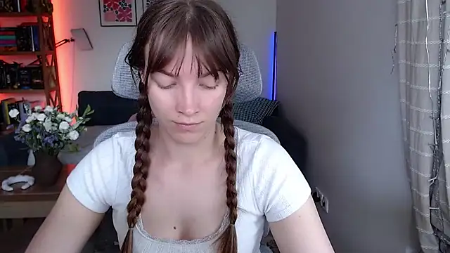 kenzie x online show from 06-18-26, 09:14
