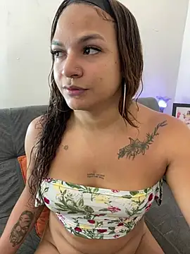 Snapshot of Samara_Hillss chatting on 06-27-26, 11:15 Samara Hillss online show from 06-27-26, 11:15