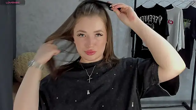 Snapshot of Diana_twerk chatting on 05-05-26, 09:39 Diana twerk online show from 05-05-26, 09:39
