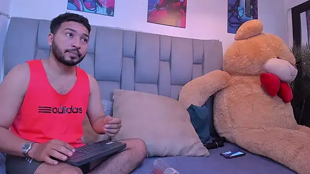 Idara and Edahi01 online show from 02-28-25, 12:54