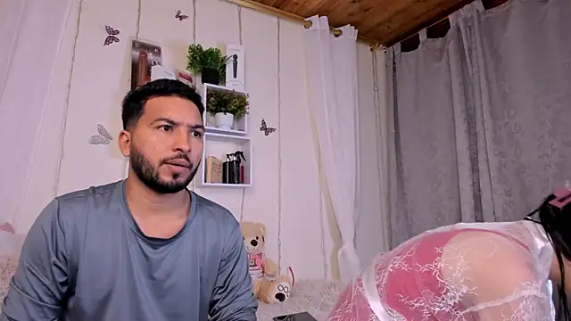 Idara and Edahi01 online show from 03-19-25, 10:42