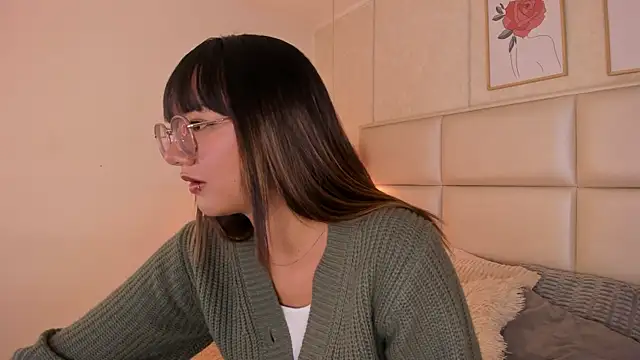 Aily Yozuko online show from 03-18-26, 02:58