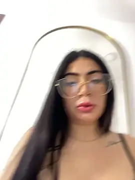 Mia 222 online show from 03-12-26, 12:00