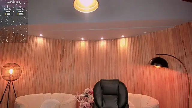 Snapshot of CarolineGraceX chatting on 03-13-25, 10:57 CarolineGraceX online show from 03-13-25, 10:57