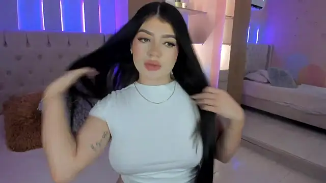 Snapshot of Mariana_Baez chatting on 10-01-25, 08:26 Mariana Baez online show from 10-01-25, 08:26