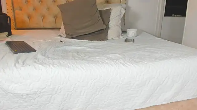 Anya Texas online show from 01-27-25, 02:20