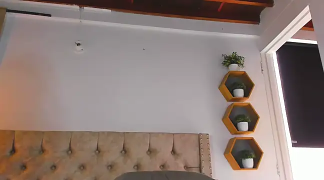 Anya Texas online show from 03-13-25, 06:23