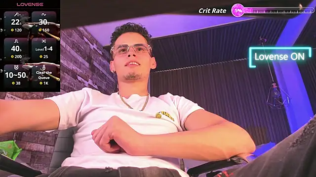 Snapshot of _white_fox_1 chatting on 09-28-25, 11:32 white fox 1 online show from 09-28-25, 11:32