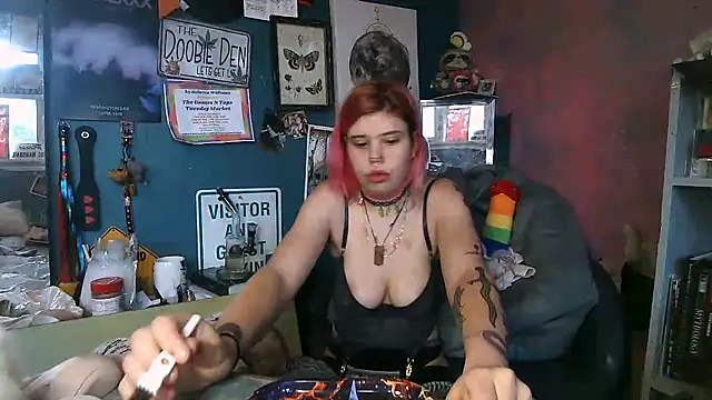 Snapshot of Esteem369 chatting on 12-05-24, 04:55 Esteem369 online show from 12-05-24, 04:55