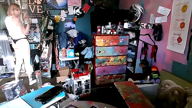 Snapshot of Esteem369 chatting on 03-20-25, 11:56 Esteem369 online show from 03-20-25, 11:56