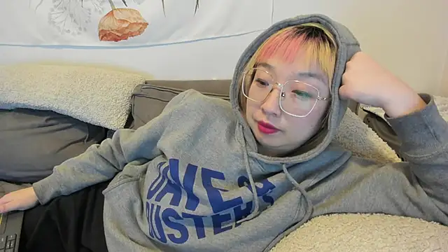 luxgray online show from 12-17-24, 11:27